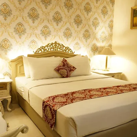 Hotel Indah Palace Solo-3